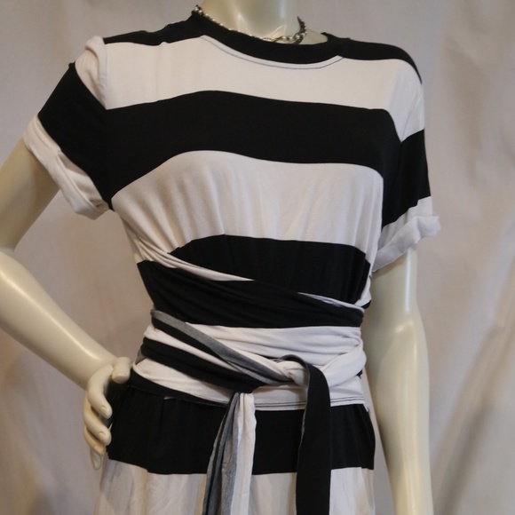 Alice + Olivia Striped Crossover Belt Dress NWOT - Picture 2 of 5